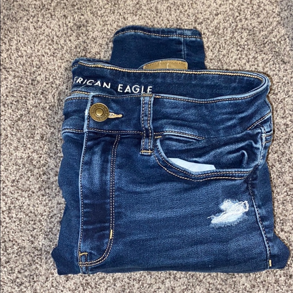 American eagle ripped jeans